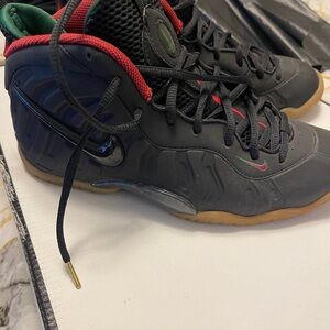 Nike Kids' Black Foamposite Sneakers with Gum Sole